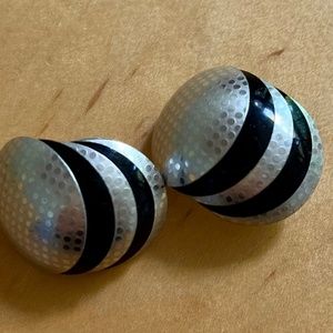 Vintage 80s Clip Earrings